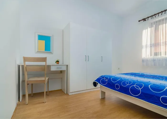 Modern With Pool & 4 Bikes, Near Center Holiday home Fazana